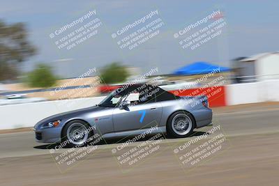 media/Sep-18-2022-Speed Ventures (Sun) [[5447a334fb]]/Black/Panning/